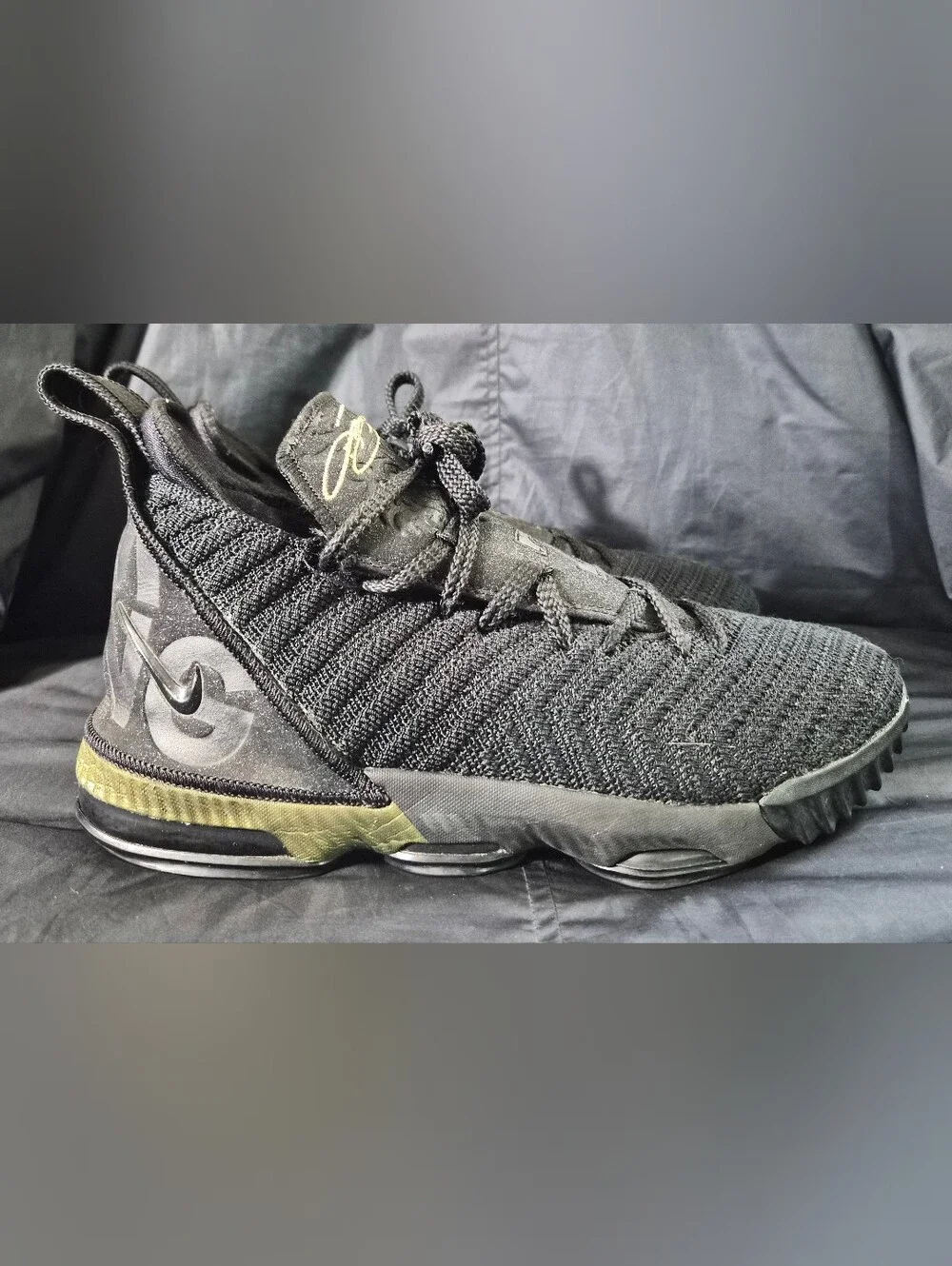 Youth Nike LeBron 16 GS 